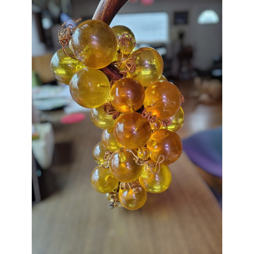 Vintage MidCentury Modern Amber MCM Lucite Grapes LARGE & SMALL! 11.5” Driftwood - Picture 8 of 11